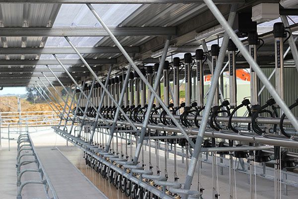 Ant Metcalfe farm install
